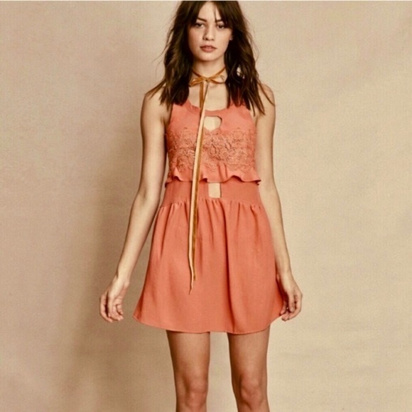 NEW!! FOR LOVE AND LEMONS Sienna Dress Lace Keyhole Mini Party Romantic Small - Picture 1 of 15